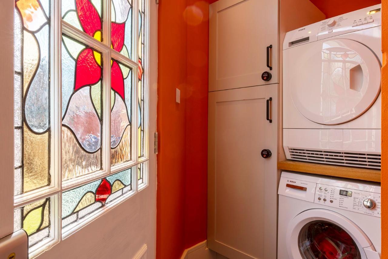 Luxury Central Home - Parking & Ev Point, Superking Bed Canterbury Exteriör bild